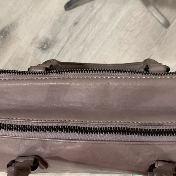 BEN MINKOFF LEATHER briefcase computer case Grey Compartments EUC - Picture 7 of 13